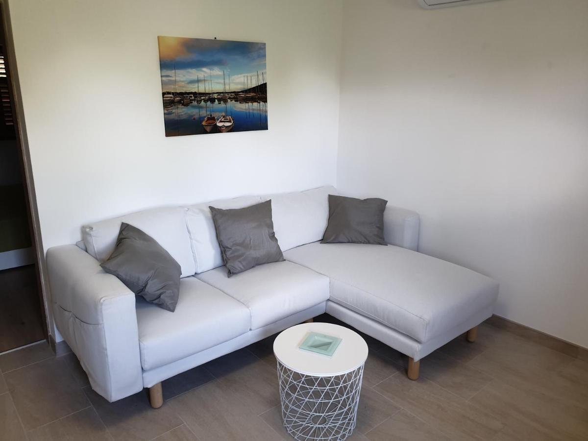 Apartments Stella Apsyrtides Osor Exterior foto